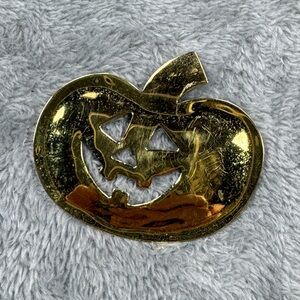 Carlton Ridge Pumpkin Brooch